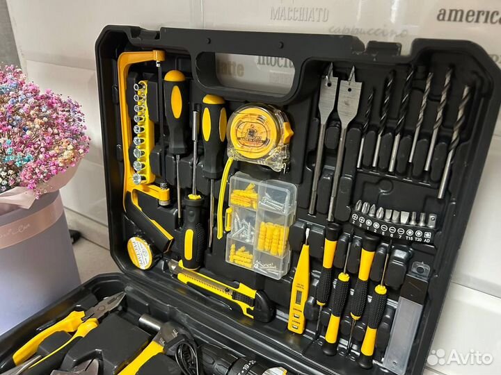 Шуруповерт аккумуляторный dewalt