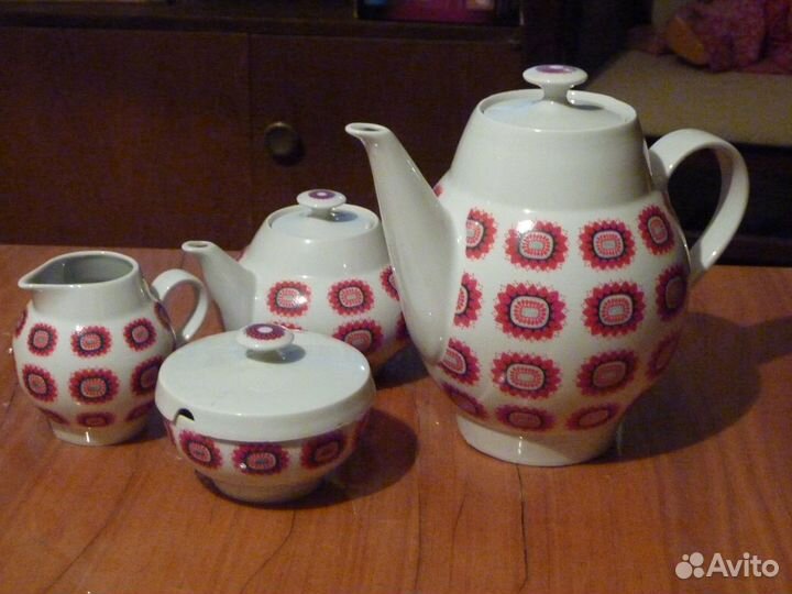 Сервиз столово-чайный