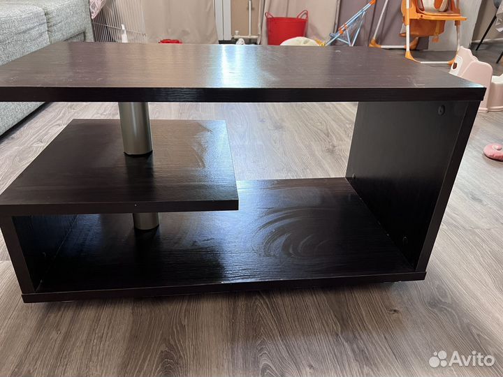 Продам журнальный столик