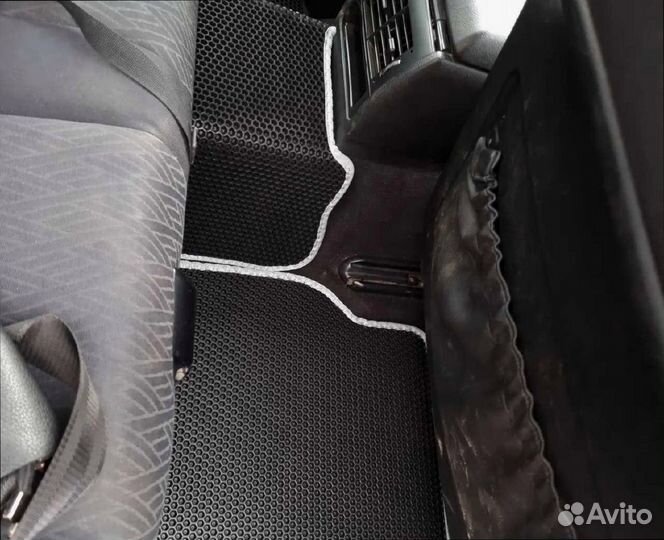 3D автомобильные коврики в салон под ключ