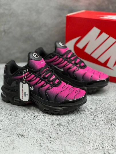 Кроссовки женские Nike Air Max TN Plus