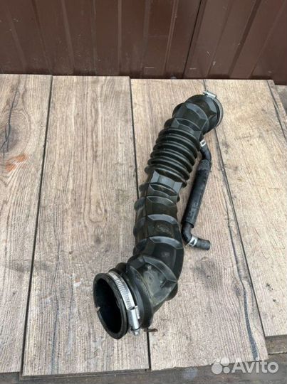 Патрубок дроссельной заслонки Chery Bonus 3 3 1.5