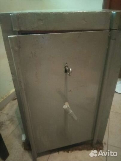 Сейф огнеупорный насыпной