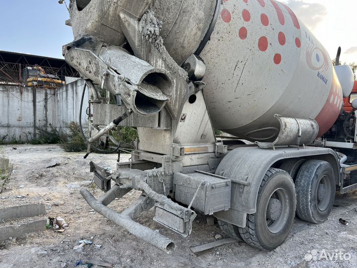 Автобетоносмеситель КАМАЗ 6520, 2021