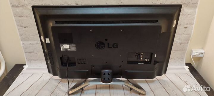 Телевизор LG 42 SMART TV Wi-Fi Full HD