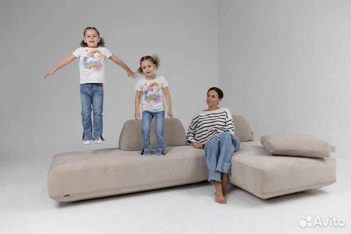 Диван прямои 4400х1700 мм