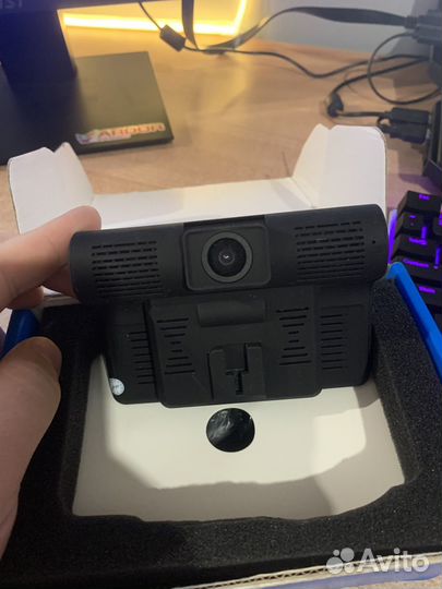 Видеорегистратор с камерой заднего вида