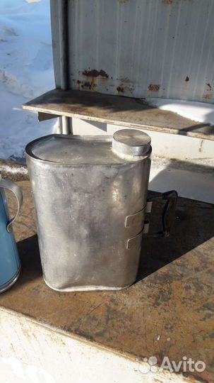 Термос и фляжки