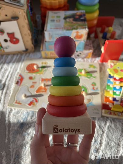 Развивающие игрушки для малышей