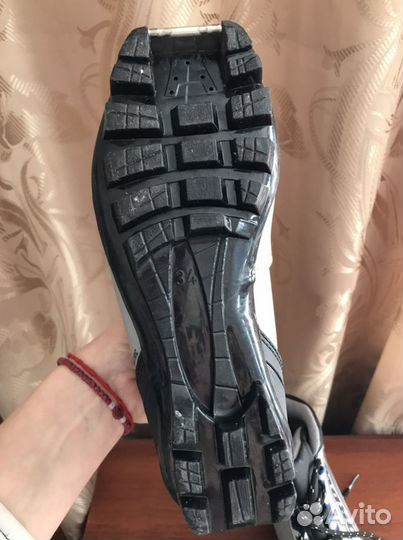 Лыжные ботинки