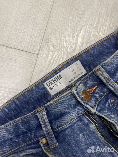 Джинсы bershka