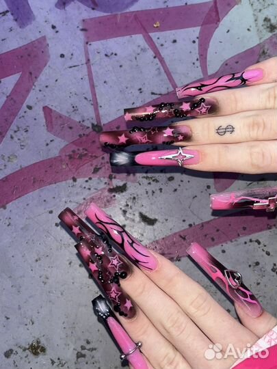 Наращивание ногтей,маникюр