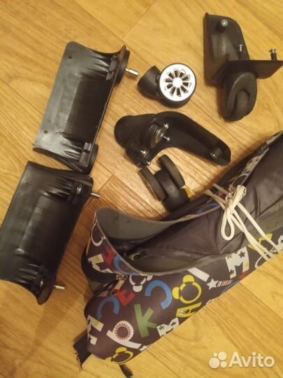 Запчасти от чемодана