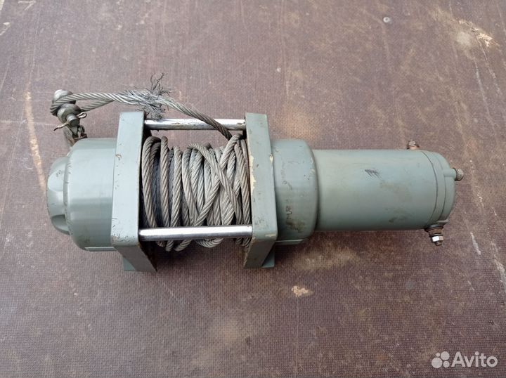 Лебедка для квадроцикла SuperWinch 3500