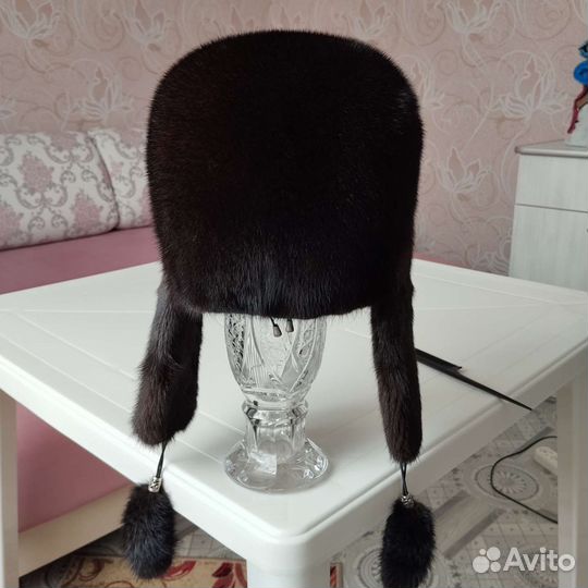 Женская шапка