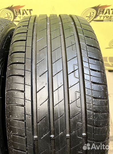 Goodyear EfficientGrip Performance 215/55 R17 94V