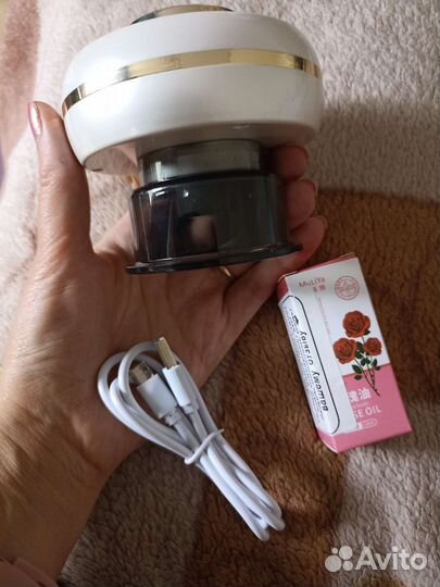 Вакуумный антицеллюлитный массажёр