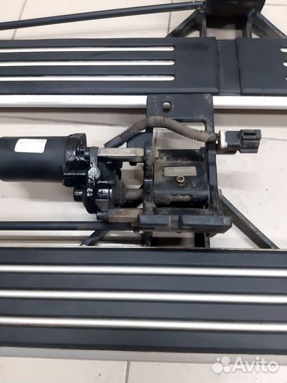 Выдвижные электро пороги Land rover