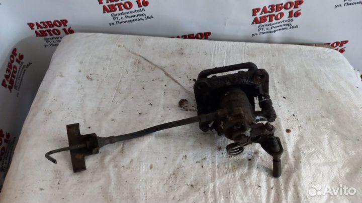 Тормозной суппорт задний правый Fiat Linea