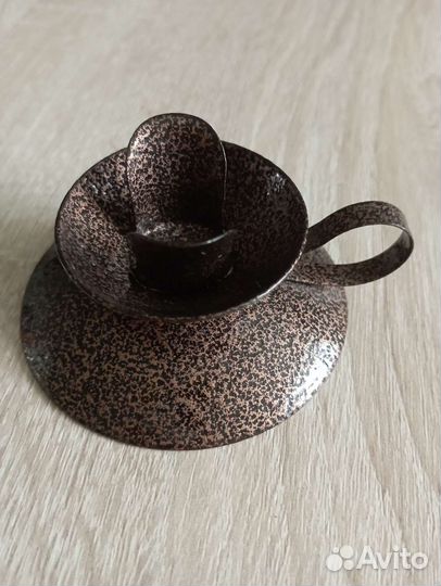 Подсвечник