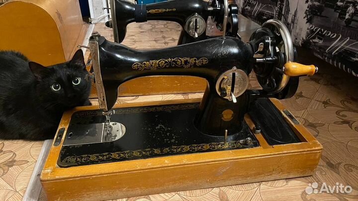 Швейная машина ручная