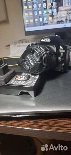 Зеркальный фотоаппарат nikon