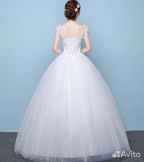 Прекрасное новое свадебное платье