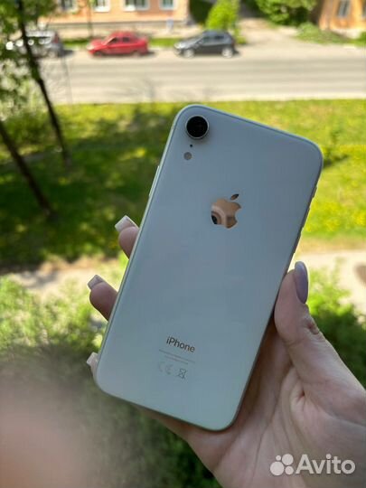 iPhone Xr, 128 ГБ