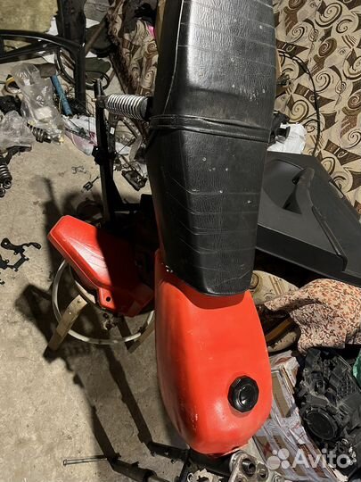 Зачасти от мопеда/питбайка/скутера