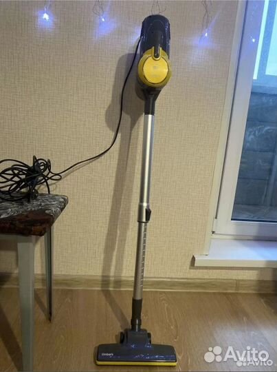 Вертикальный пылесос