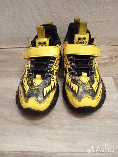 Туфли кроссовки на мальчика 31 32 размер