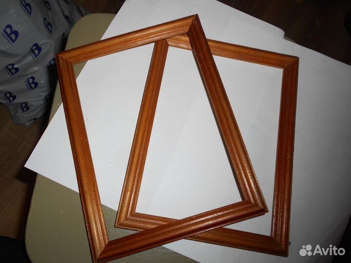 Рамки из дерева новые