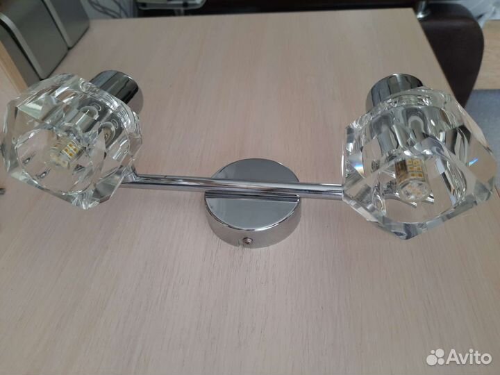 Светильник настенный