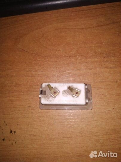 Фонарь подсветки номера Лада Гранта седан