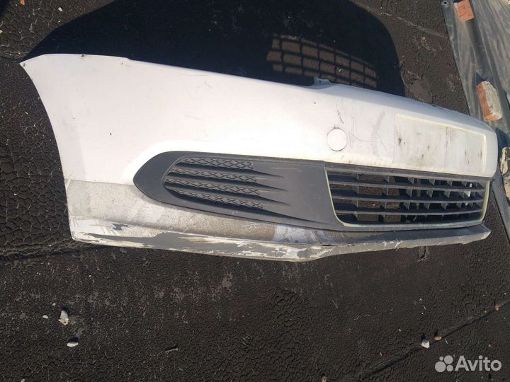 Передний бампер volkswagen Polo 5