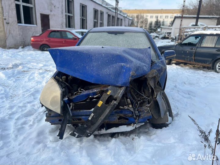 В разборе Geely mk