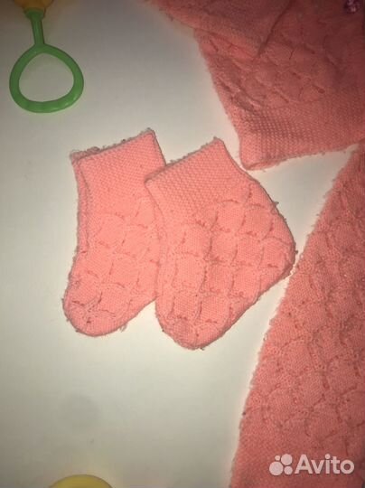 Вязаный костюм на девочку 62-68