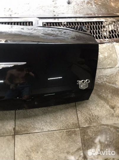 Крышка багажника Chrysler 300C