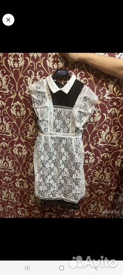 Платье с фартуком