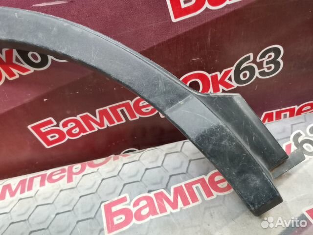 Накладка крыла задний правый Toyota RAV4