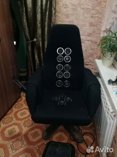 Массажное кресло