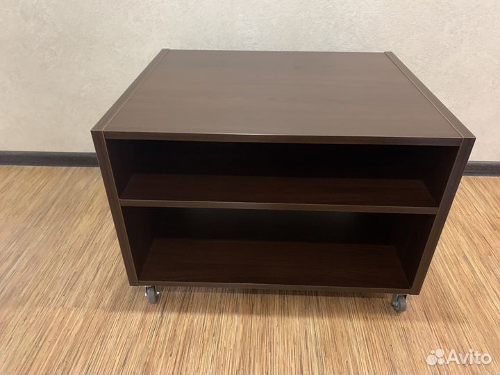 Журнальный столик