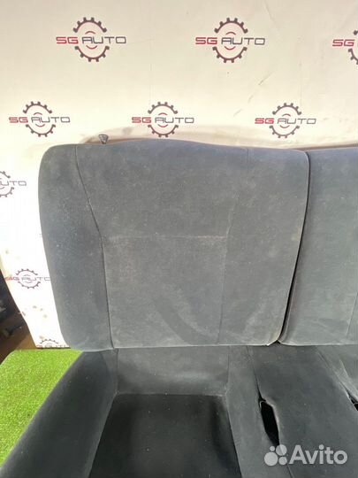 Сиденье заднее Toyota Celica ZZT231 2ZZ-GE 2003