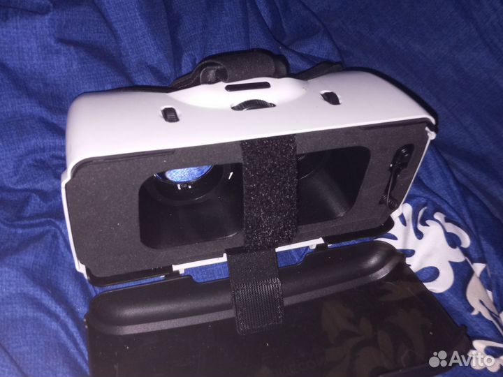 Vr очки с джойстикам для телефона