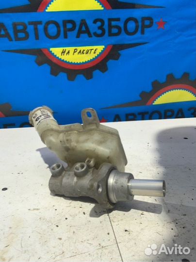 Главный тормозной цилиндр Mitsubishi Lancer 10