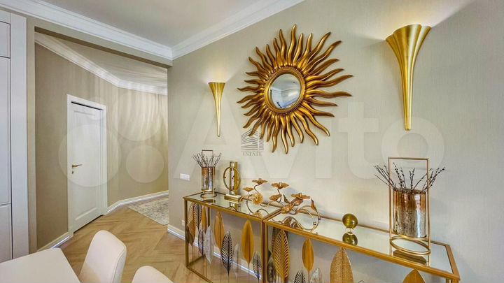 3-к. квартира, 117 м², 5/5 эт.