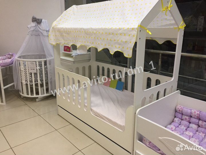 Кровать домик