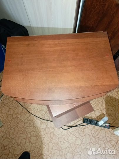 Тумба под телевизор