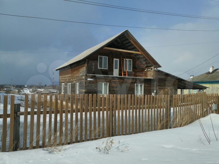 Дом 191,6 м² на участке 16,5 сот.