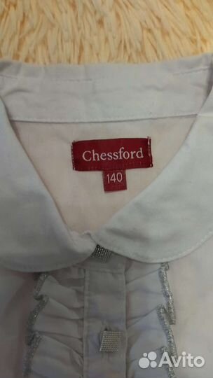 Блузки белые р. 140